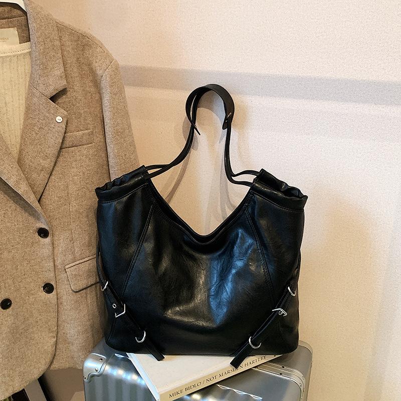 Autumn and Winter Retro Large-capacity Bag Women's 2025 New Trendy Fashion Korean Version Tote Bag Simple Shoulder Bag Commuter Bag