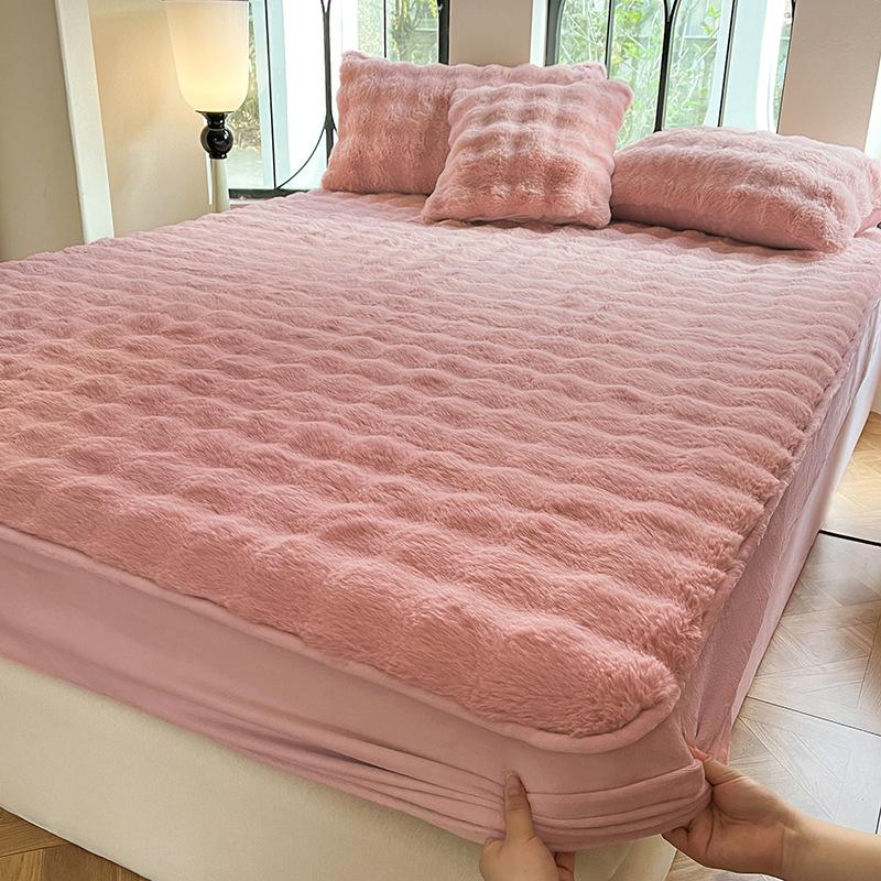Tuscany Rabbit Plush Bed Skirt: Velvet Warm Winter Mattress Protector, Universal All-Season Fit (Single Piece) Pillowcase 48x74cm Pair розовый