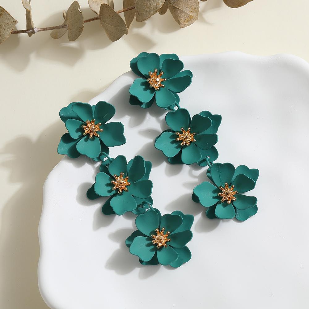 Pinkdudu Flowers BOHO Stud Earrings Exaggerated Iron Baked Paint Colorful Dangle Earrings for Women PD2234