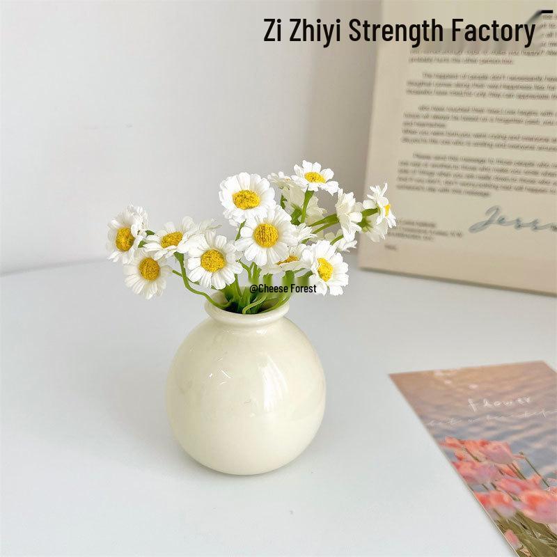 High-End Mini Ceramic Vase Ornament for Fresh Home Decor in Living Room or Dining Table