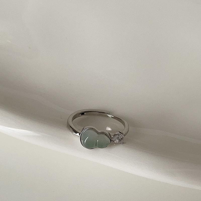 New Chinese Cold Feeling Chalcedony Gourd Water Drop Ring Female Personality Light Luxury Retro Elegant Versatile Ring Ring