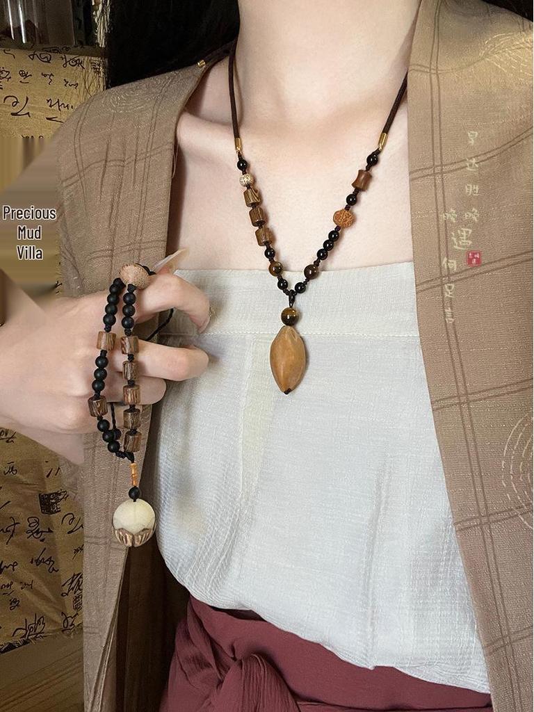 Hand-Woven Pine Nut Wood Bead Necklace - Chinese Retro Style Versatile Fashion Accessory