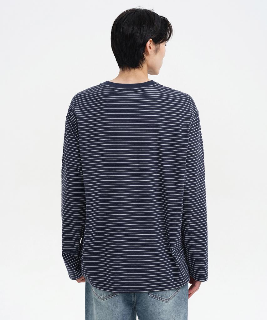 MUSINSA STANDARD Pin Stripe Relaxed Long Sleeve T-Shirt [Navy/White]