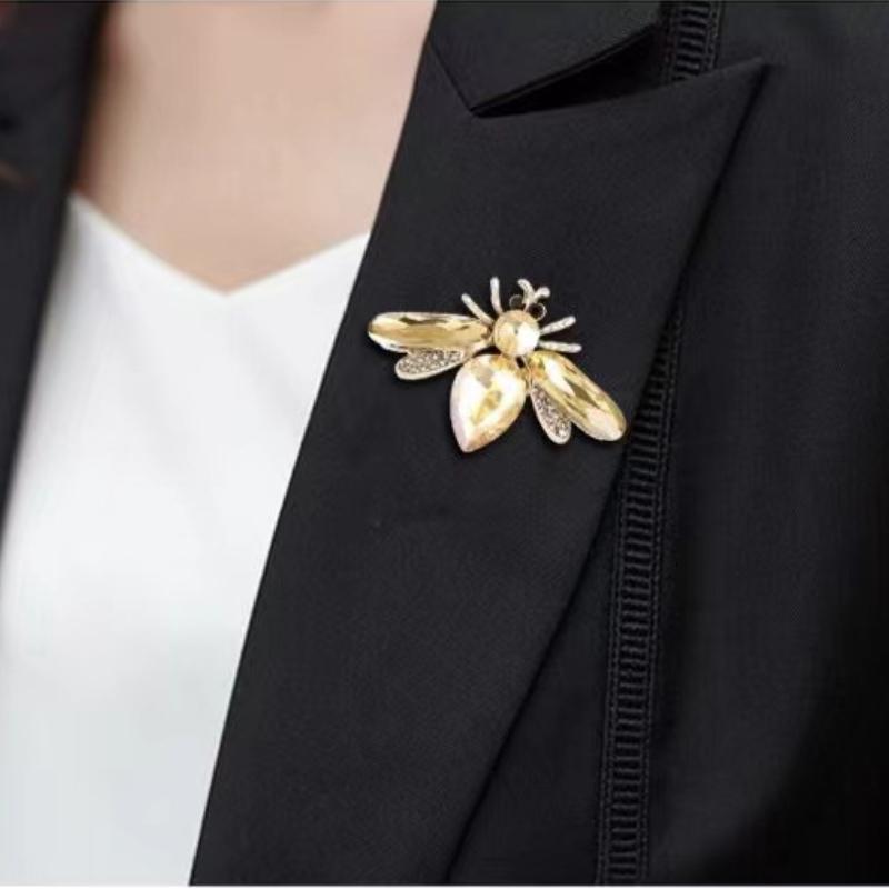 1 ks Crystal Bee Brož Roztomilé velké šampaňské včelí brože Jemná brož proti hmyzu pro ženy a muže, špendlíky, párty šperky, dárky