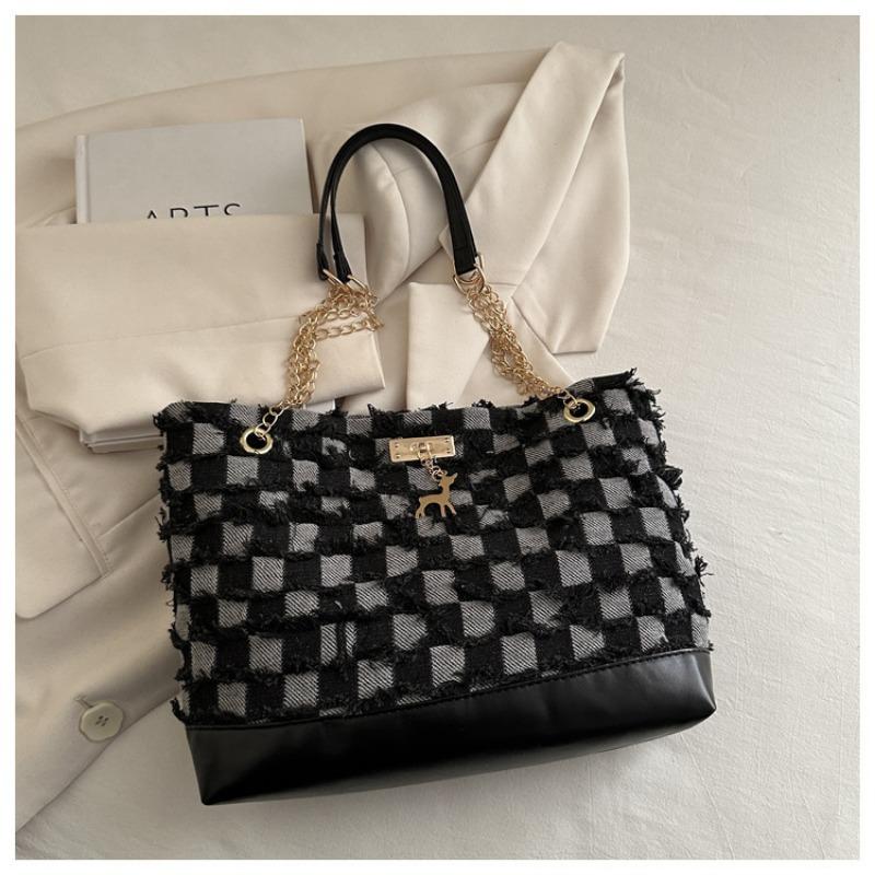 New versatile pillow bag color matching high value casual shoulder bag exquisite elegant tote bag