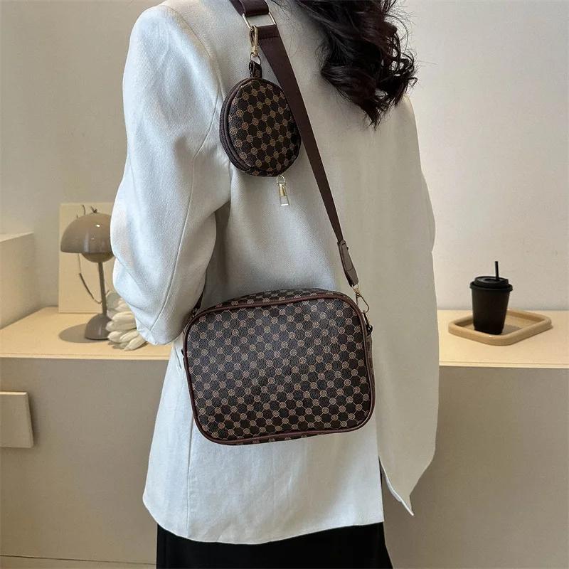 Women's Simple Casual Retro Shoulder Bag Fashionable Diagonal Cross Small Square Bag Large Capacity Mother and Child Bag