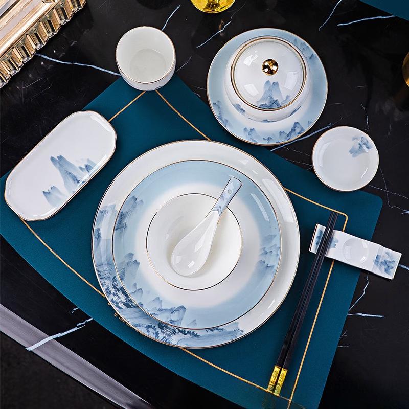 Jingdezhen Hand-Painted Bone China 8-Inch Flat Plate