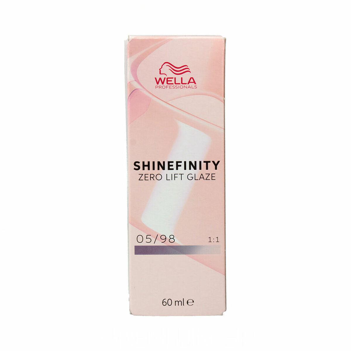 

Перманентная краска для волос Wella Shinefinity № 05/98 (60 мл)