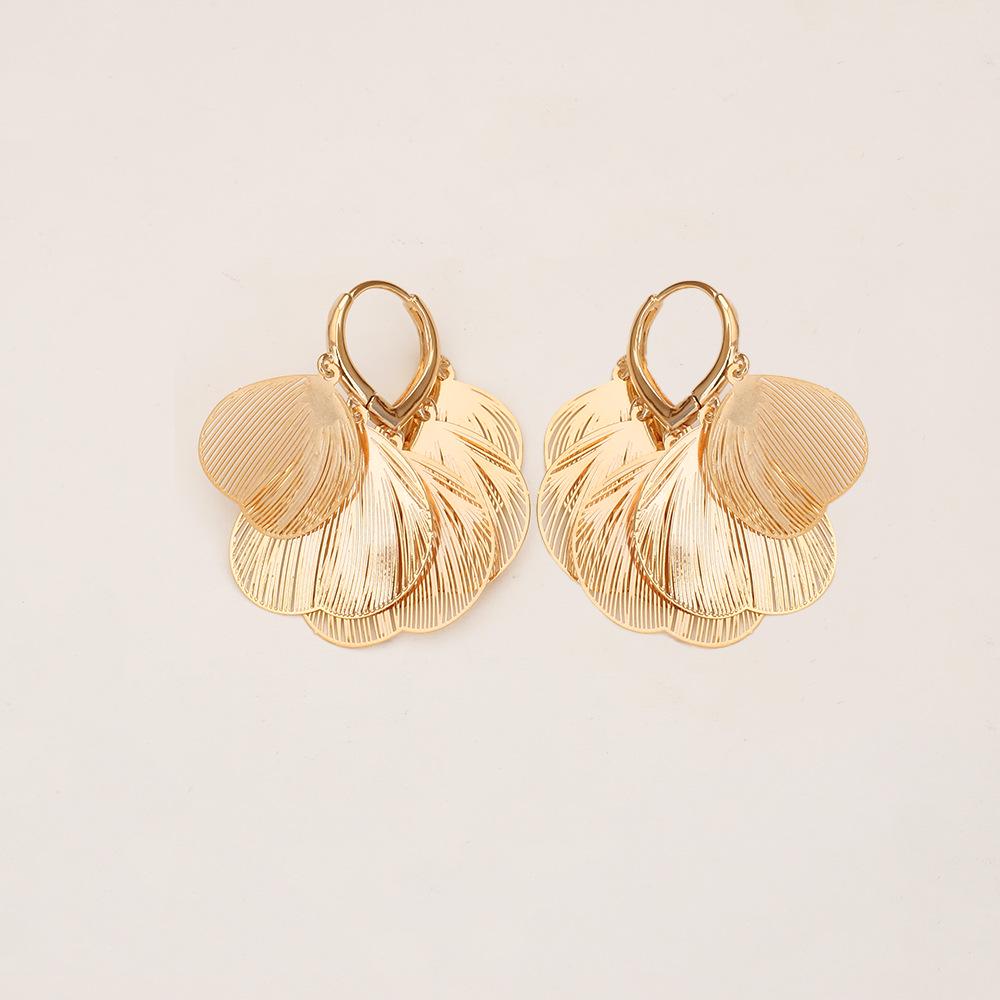Trendy 24K Gold-Plated Leaf & Butterfly Wing Earrings for Women - Elegant Autumn/Winter Accessory