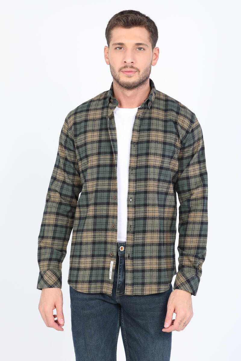 

Мужская рубашка в тонкую полоску в клетку цвета хаки