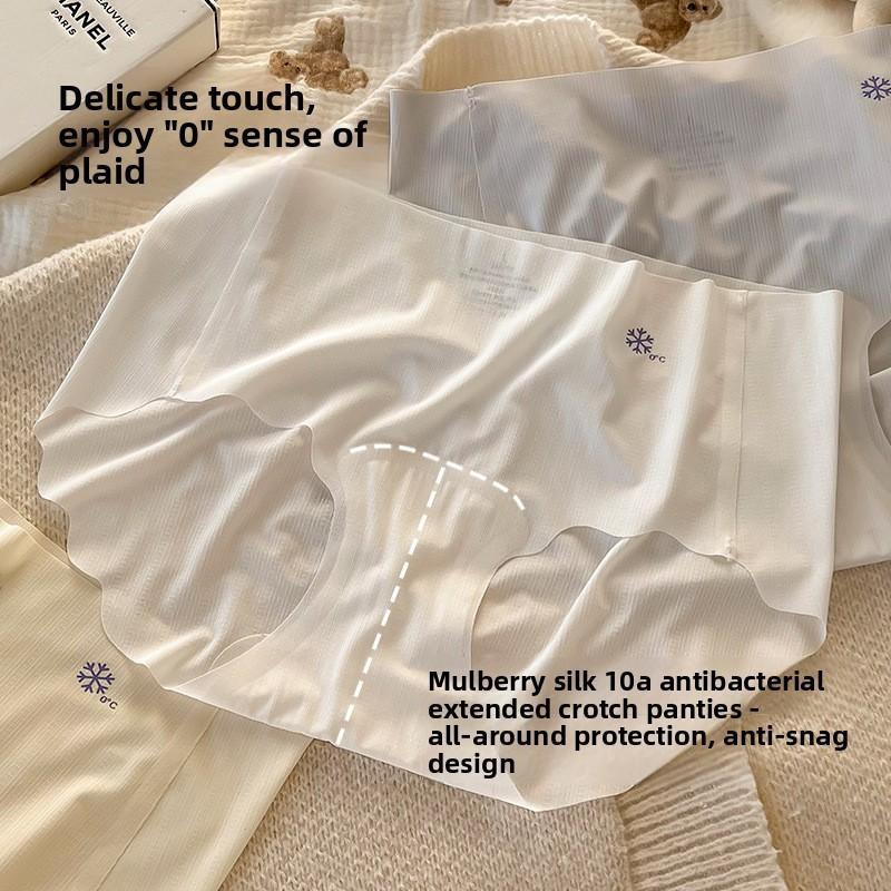 Plus Size Lady Spring and Summer Camellia Fragrance Without Trace Ice Silk 10A Antibacterial Extended Crotch Triangle Briefs