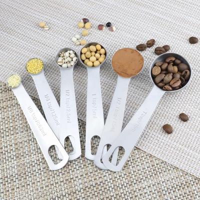 Sechsteiliges Messlöffel-Set aus Edelstahl für Küche und Backen