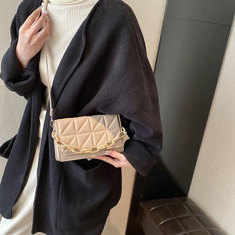 Stylish Korean Diamond Quilted Crossbody Bag For Women In Trendy Colors For Everyday Use