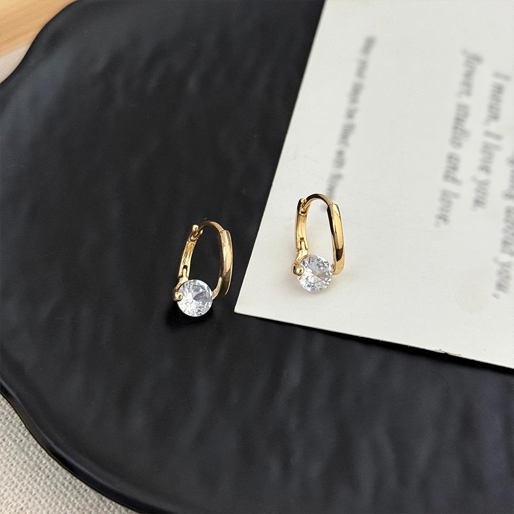 European Geometric Zircon Gold Earrings: Light Luxury for Autumn/Winter