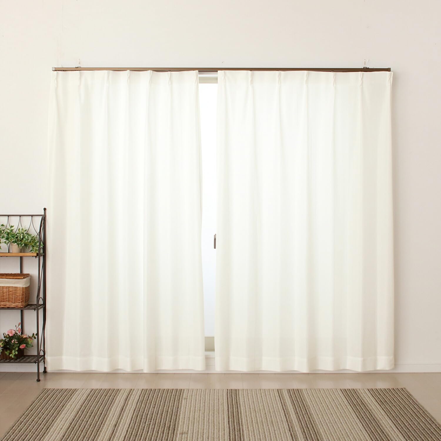 

Кружево Теплоизолирующий УФ Трудно увидеть от 9034 Ширина 200 x Длина 228 1 200 x 228 Шторы, Зеркало, Нить, 82% Защита, Снаружи, Молочно-белый, см, белый