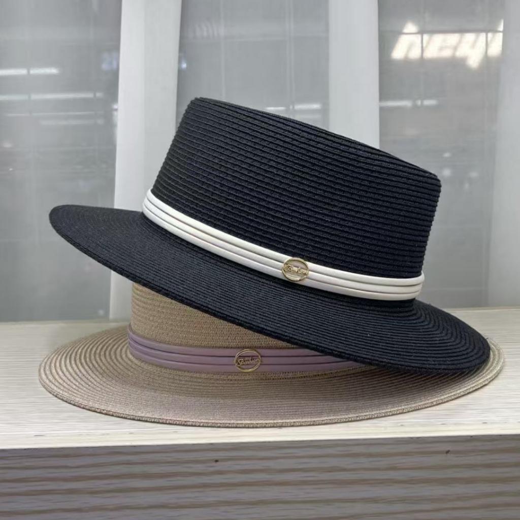 2026 Fine grass woven flat hat women's outing, British style topper women's beach vacation, versatile sun hat