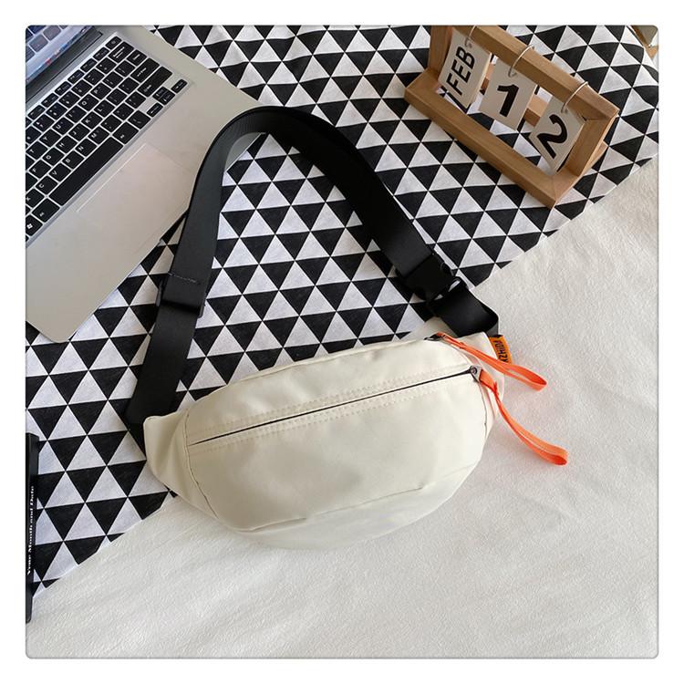 Crossbody-väska Enkel och mångsidig bröstväska ins Modemärke Liten kroppsväska Casual Japansk lätt sport löparväska