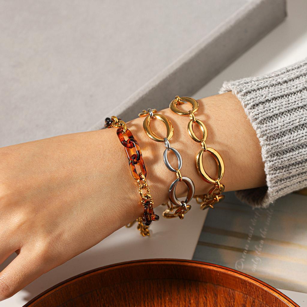 Color-block geometric oval bracelet for women, vintage Maillard style gradient amber hand jewelry, titanium steel accessories