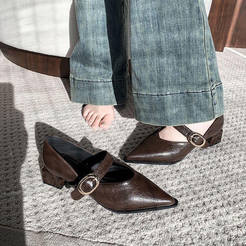 

Pointed French single shoes retro temperament word Mary 2025 new silver thick heel middle heel shoes spring and autumn wear 40 коричневый