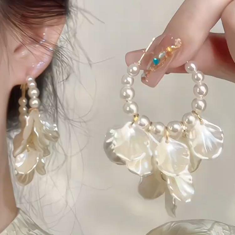 Retro Pearl White Petal Tassel Earrings: Elegant Large Hoops with Unique Design, Versatile for Any Occasion.