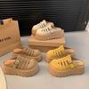 Muffin dámské svrchní oblečení na silné podrážce jaro a léto nové jednopáskové bačkory s kulatou špičkou malé cool pantofle