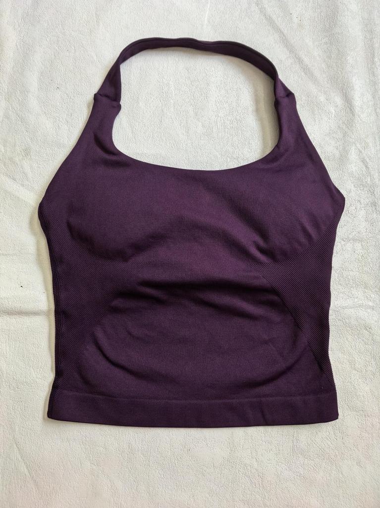 European Seamless Halter Neck Sports Vest & Ruched Yoga Shorts Set