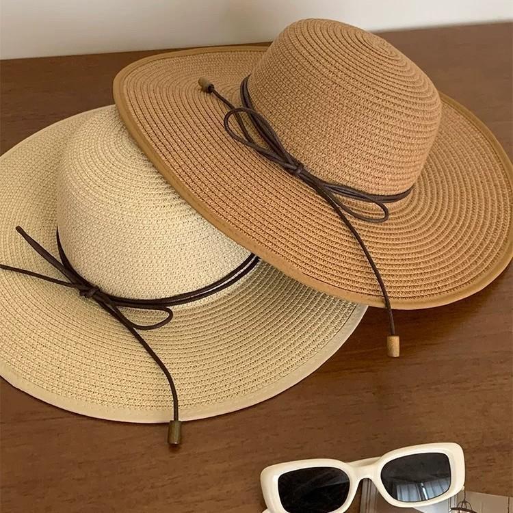 Straw Sun Hat With Large Brim And Foldable Design For Beach And Holiday Use