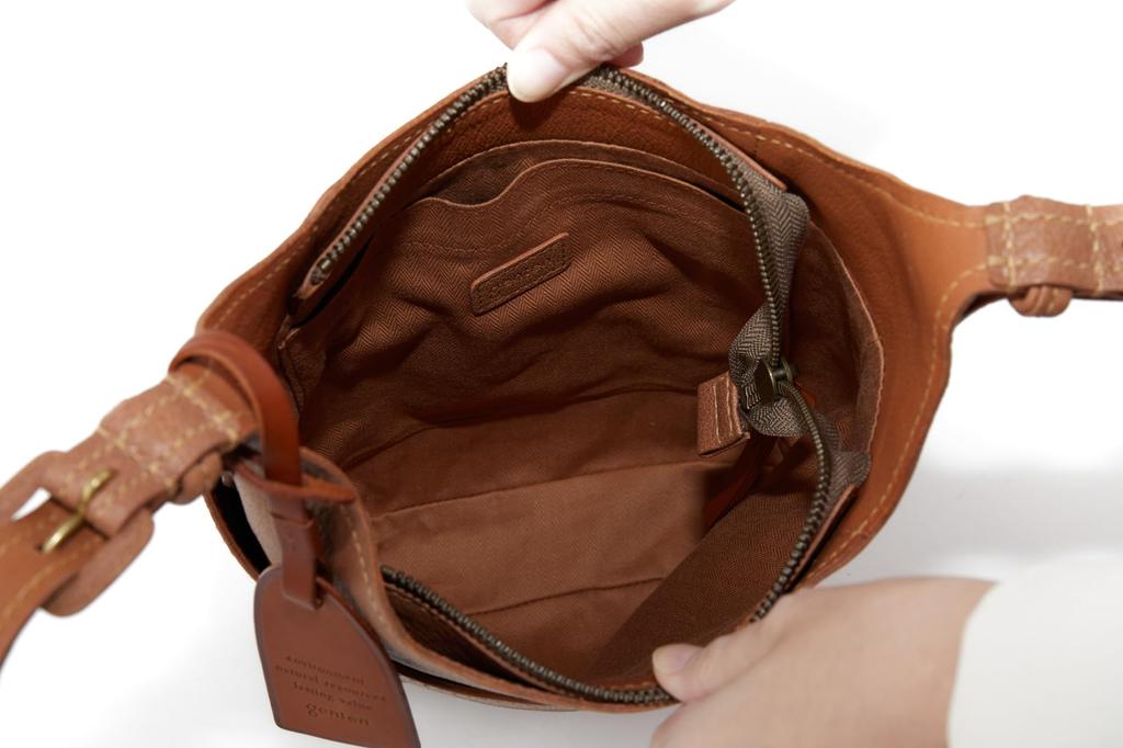 Shoulder Bag Genuine Leather Greige [Genten] Women's GE-44100-43