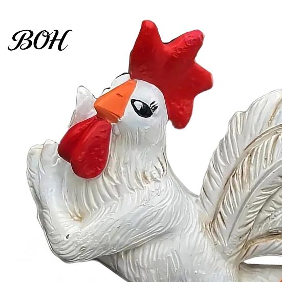 Vintage Style Home Accessories White Rooster Statue with Enchanting Posture & Long Eyelashes, Creative Table Art Sculpture, Funny Resin Garden