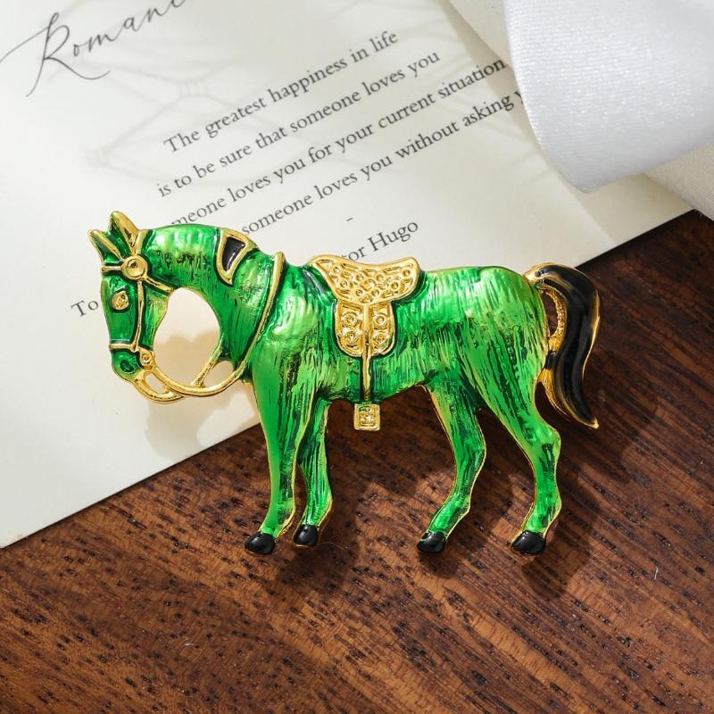 Creative Cute Zodiac Horse Brooches For Women Clothing Accessories Men Fashion Suit Lapel Corsage New Year Christmas Gift
