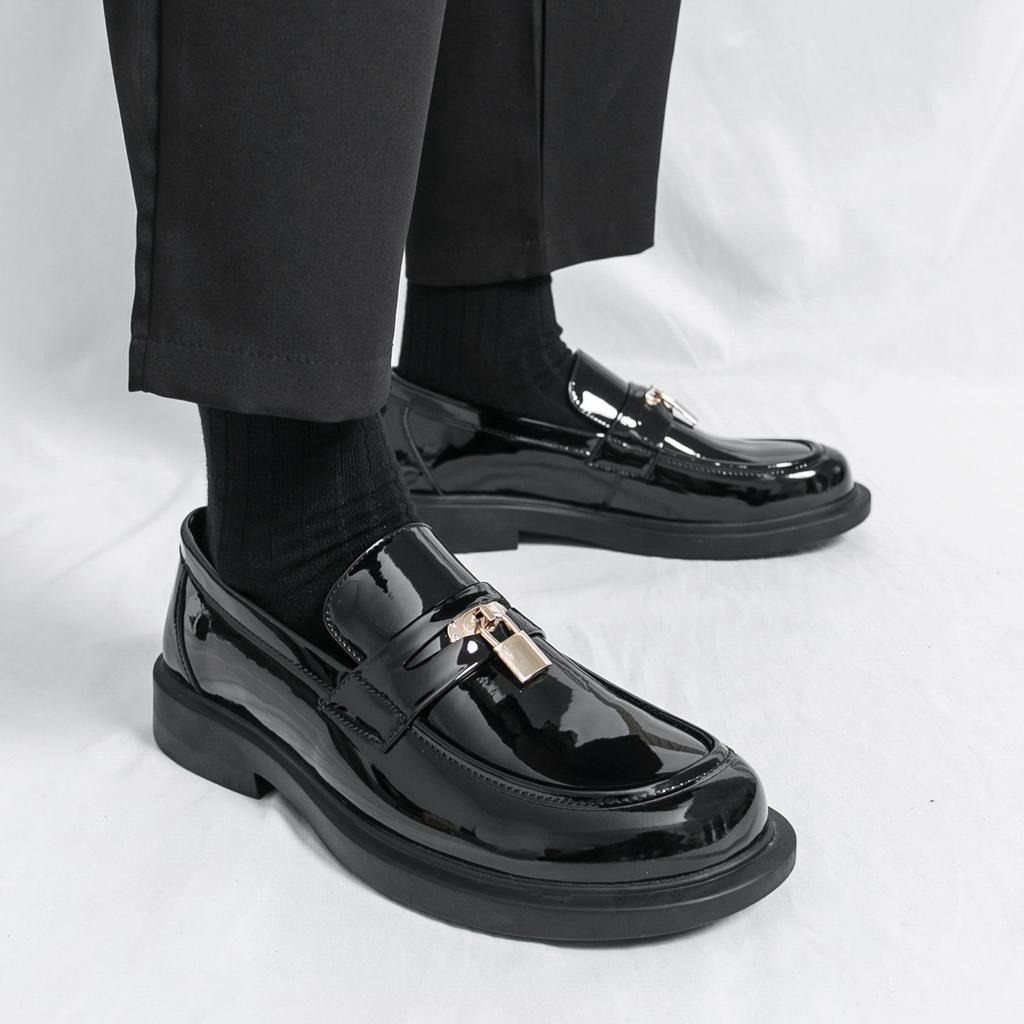 Fashion 2025 Men Metal Lock Decor Loafers Leather Slip-On Shoes Fashion Business Casual Footwear Non-Slip Sole Comfortable Driving Shoes