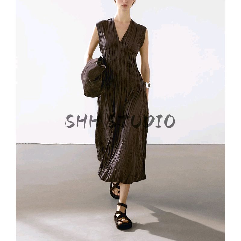 Spring and Summer New Arrival Women's Clothing Nanfa Elegant Brown Drape Elegant V Neck Pleated Mid-Length Dress 6679585