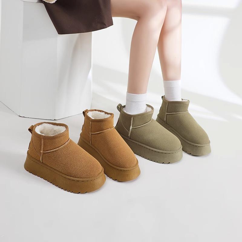 Thick-soled Snow Boots Women's 2025 Fashion New Autumn and Winter Fur Integrated Short Tube High-soled Warm Waterproof Cotton Shoes