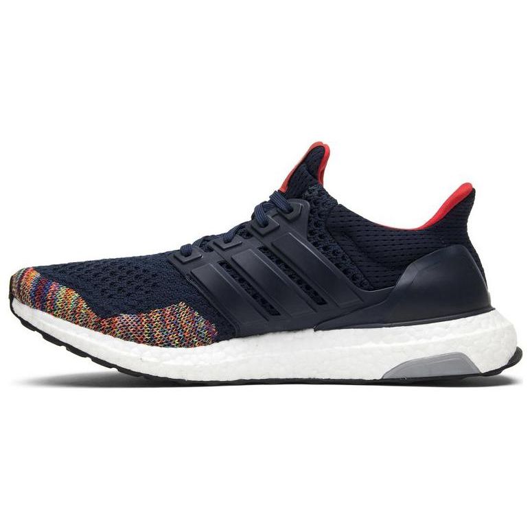 

Кроссовки унисекс adidas UltraBoost 1.0 в честь китайского Нового года синие, темно-красные AQ3305