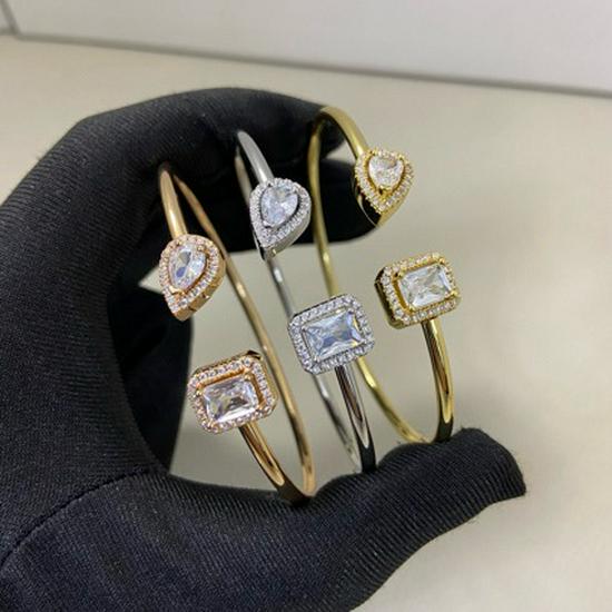 Элегантный открытый женский браслет с бриллиантами розового золота