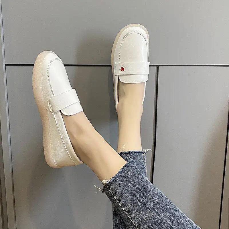 Fashion Ladies Footwear White Leather Casual Women's Flat Shoes Slip-on Comfortable and Elegant 2025 Summer Popular Lastest Offer Young