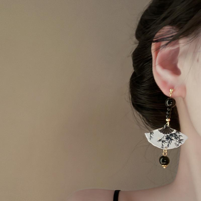 Silver needle Chinese style fan resin earrings temperament fashion high sense earrings niche national style design sense earrings women