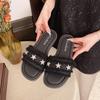 French Small Fragrant Style Slippers Women's Summer Wear 2025 New Internet Celebrity Fashion Rhinestone Flat Bottom Beach Sandals