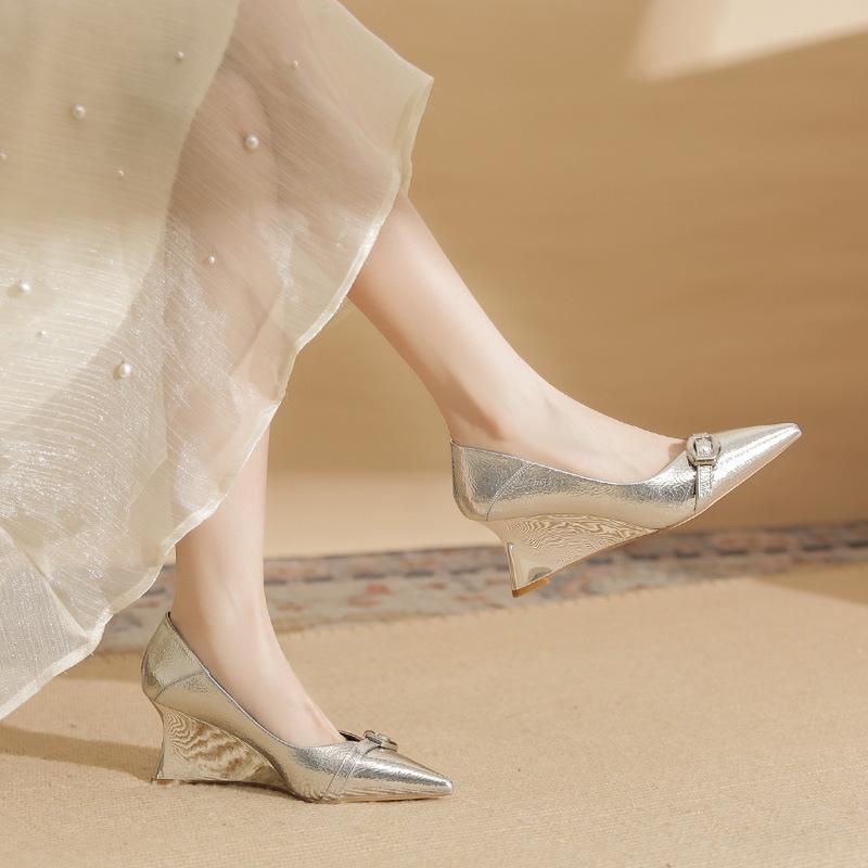 75005 [sheepskin] high heels women's wedge heels spring 2025 new pointed temperament silver light mouth single shoes
