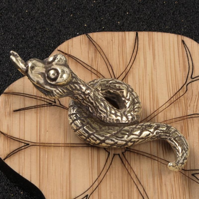 Detailed Brass Figurines Small Copper Miniatures Statue Suitable for Office Ambiances and Enhancing Cultural Aesthetics