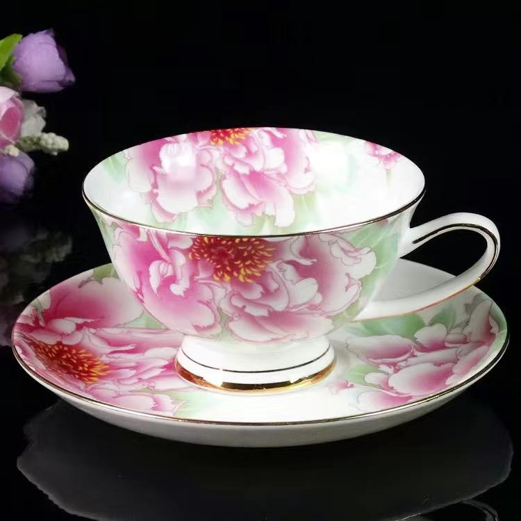 

Кофейная чашка в европейском стиле, тарелка, набор из двух предметов, роскошная кружка, чашка для воды, кофейная чашка, чашка для молока, чашка для завтрака, послеобеденный чай, цветочный чай