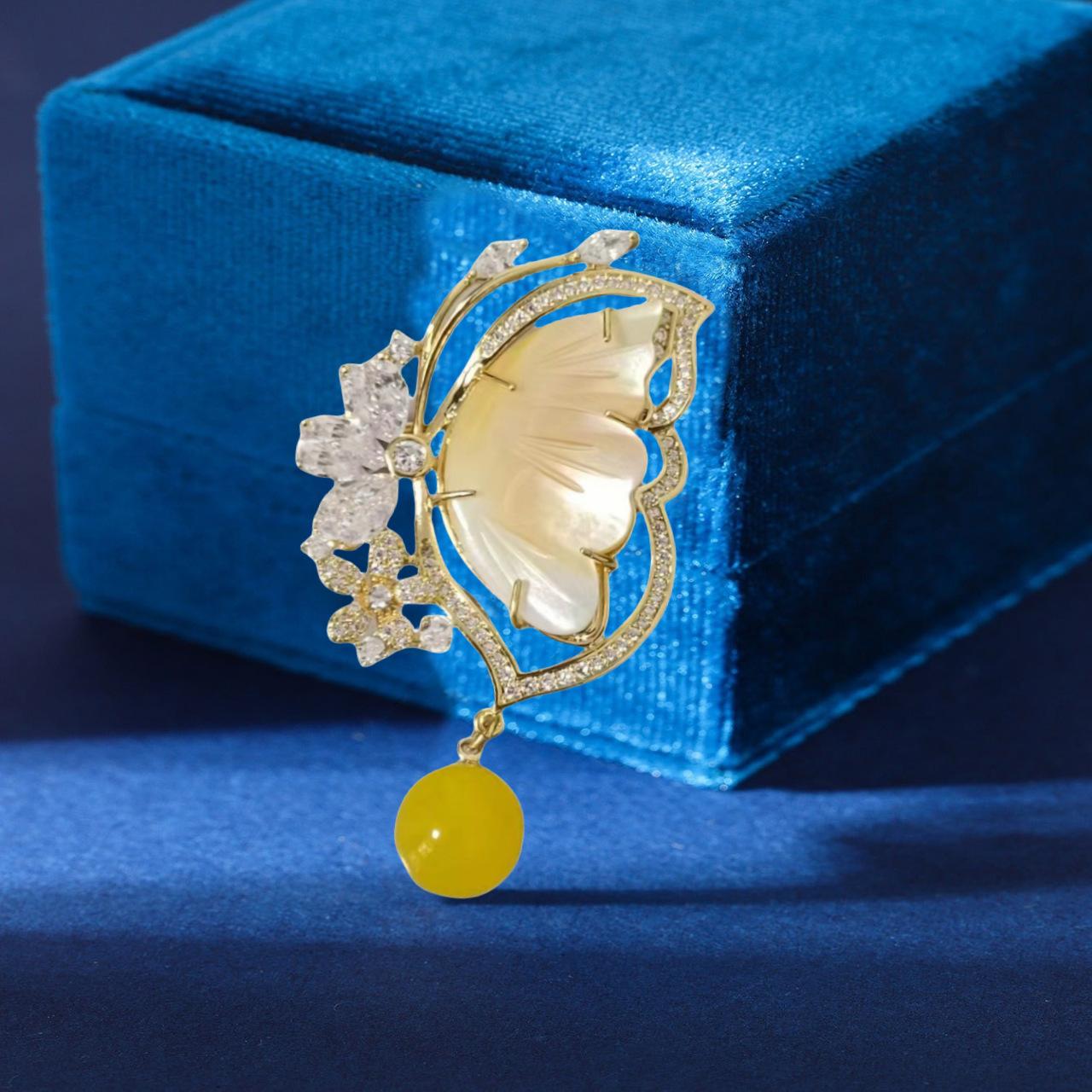 

Брошь-бабочка из циркония, женственная, из натуральных ракушек, корсаж, универсальная одежда, нишевая булавка, аксессуары Electroplated real gold жёлтый