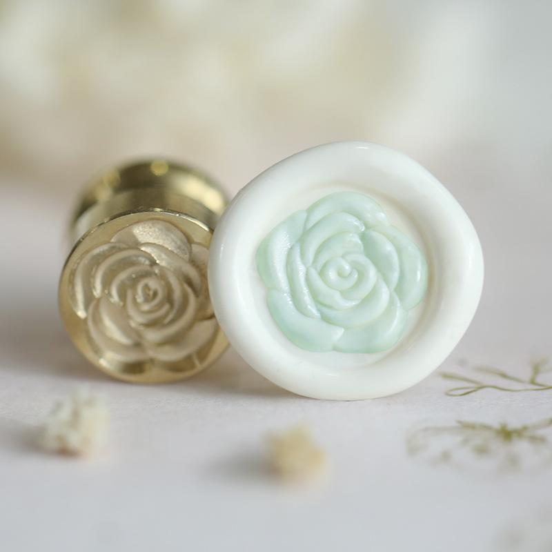 

Special-shaped Embossed Lacquer Seal Heads Are Suitable for Decoration of Stamps Handbooks and Greeting Cards