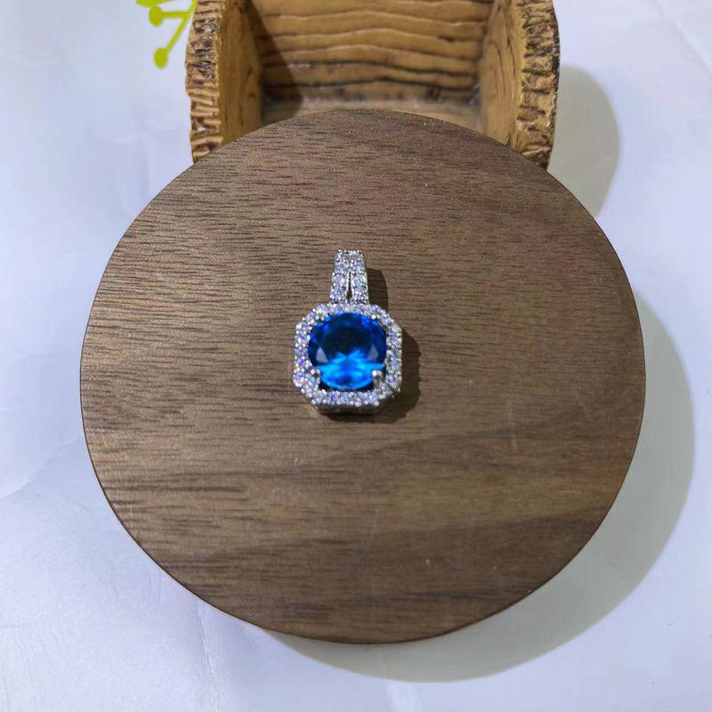 Moissanite Square Pendant Clavicle Chain Necklace - Luxury Women’s Copper with Micro-inlaid Zircon.