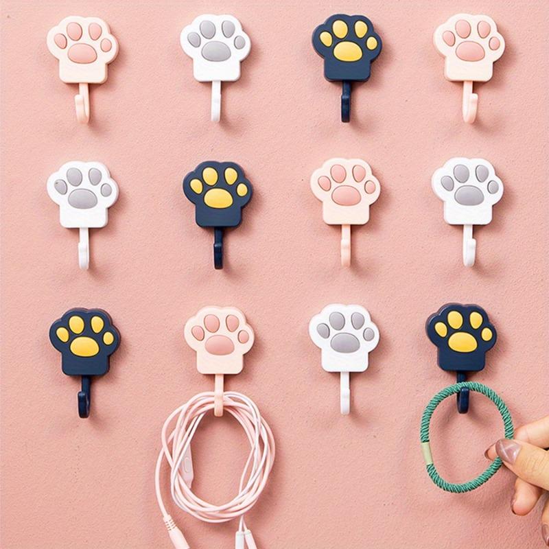 5PCS Cute Cat Claw Adhesive Hooks, Strong Self-adhesive, Wall-friendly No Damage, Great for Keys and Small Items In Bathroom, Dorm and Home.