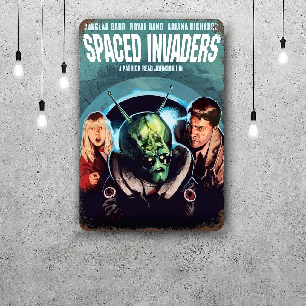 MINISO Spaced Invaders Classic Poster Rusty Metal Plaque Retro Decorative Plate Bar Cave Garage Metal Sign Wall Decoration