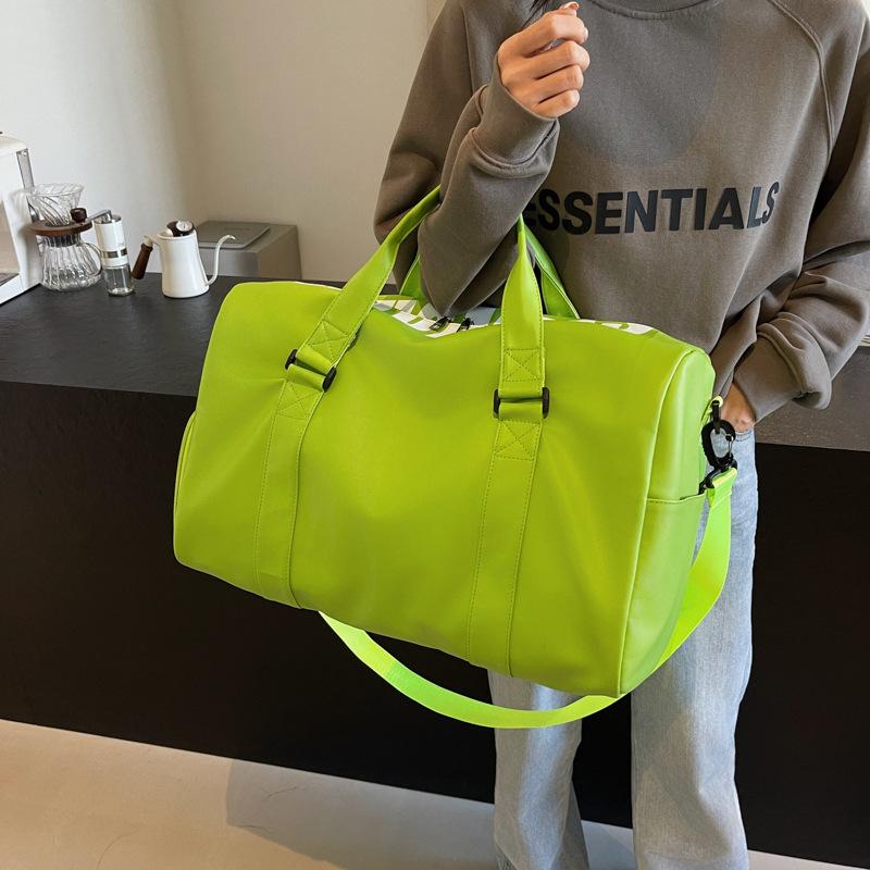 Fashion trend simple PU large-capacity portable travel bag with shoe compartment dry and wet separation fitness bag can cover the tie rod