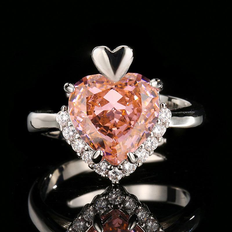 Šperky Nová súprava Vysoko uhlíková Papalacha Náušnice v tvare srdca Prsteň Náhrdelník Módna ľahká luxusná pre ženy