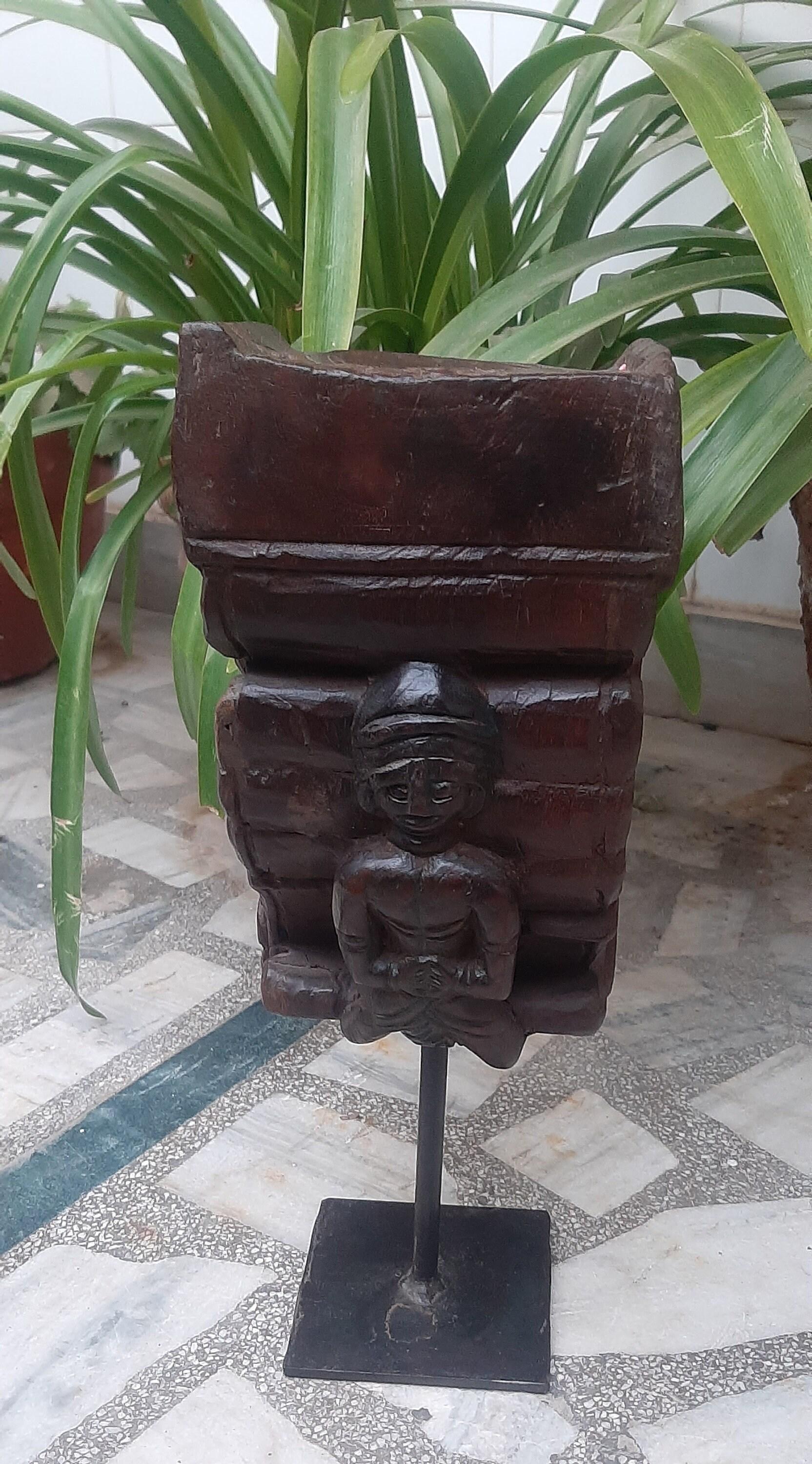

Antique Carved Wood Candlestick Holder: Indian Figurine Home Decor 16” X 8” X 24” (l x w x h) разноцветный