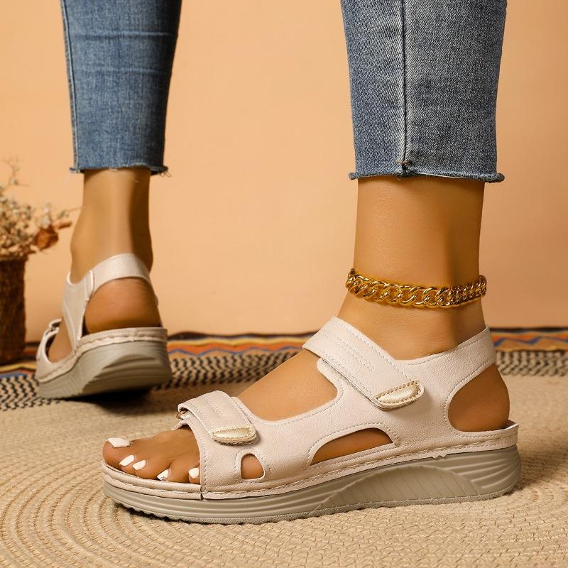 Mode 2025Damen Sommer Neue Rutschfeste Leichte Schuhe für Sexy Slipper Klassiker Plateau-Schuhwerk Große Größe Sandalen